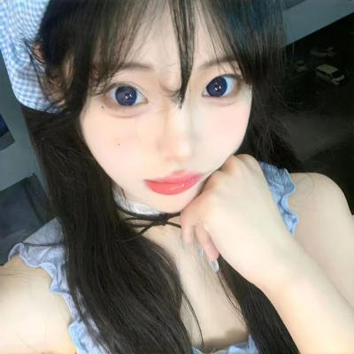 花与爱丽丝 海报